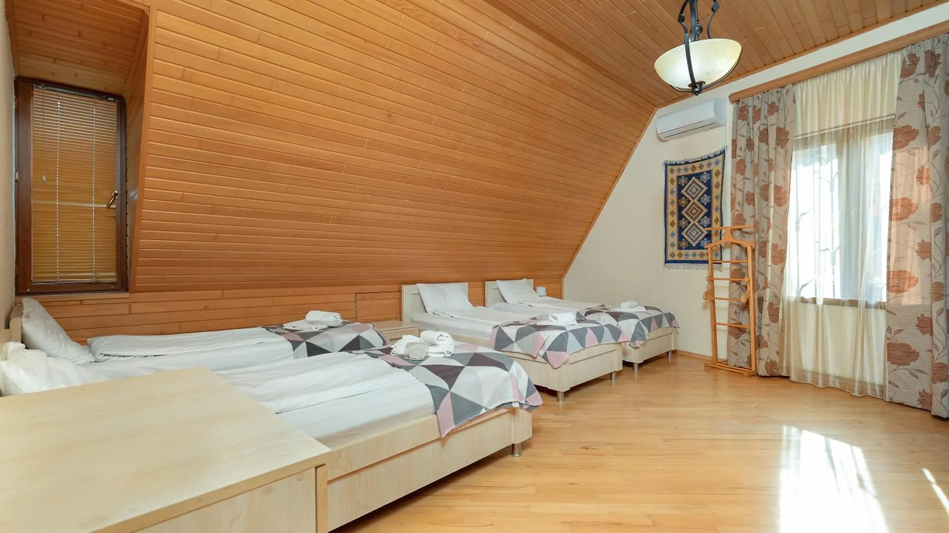 Apartments With Wine Cellar In Old Tbilisi Aparthotel