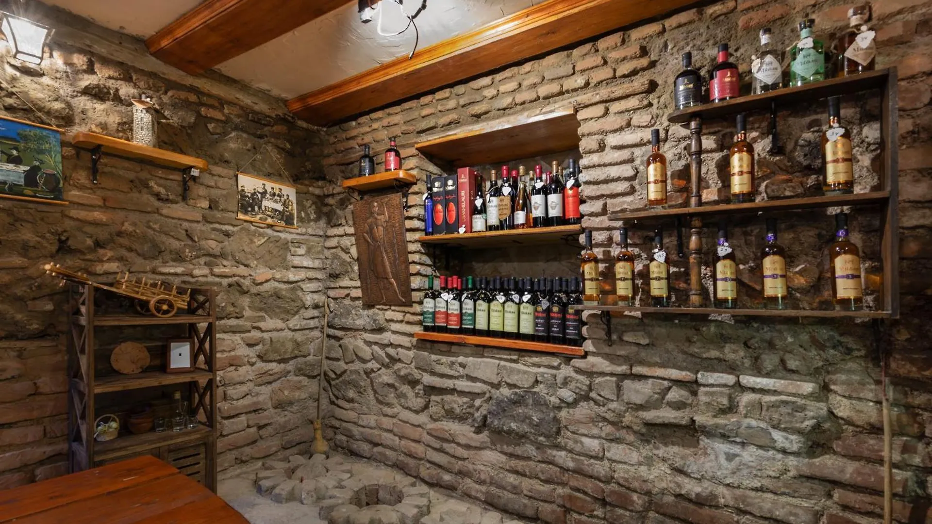 Apartments With Wine Cellar In Old Tbilisi
